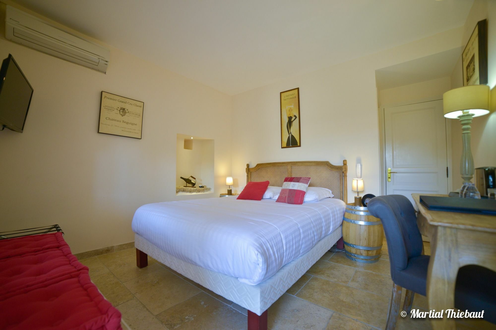 Mas Des Romarins, The Originals Relais Hotel Gordes Exterior photo